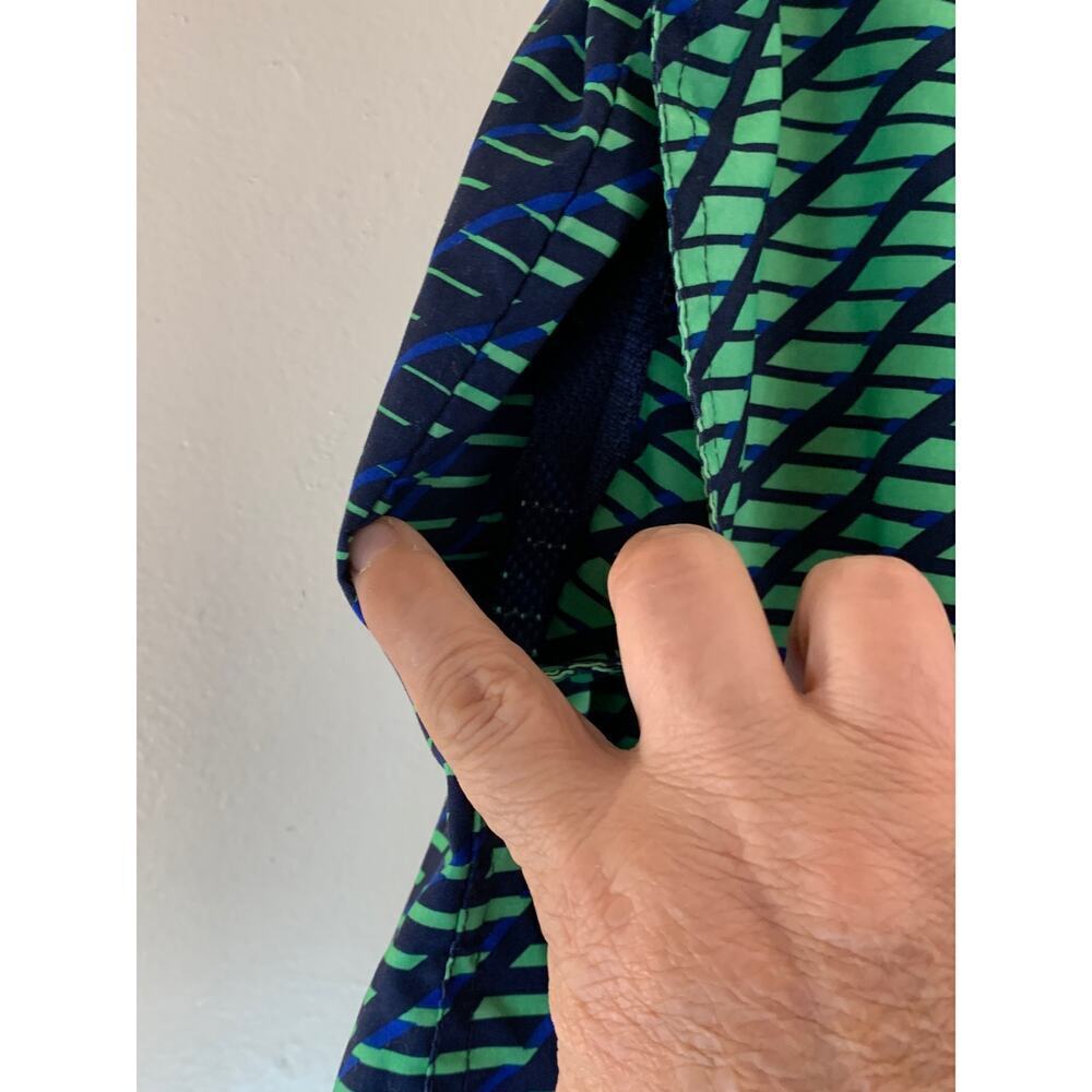 NIKE Men’s Board Shorts / Size: Medium - Picture 9 of 11